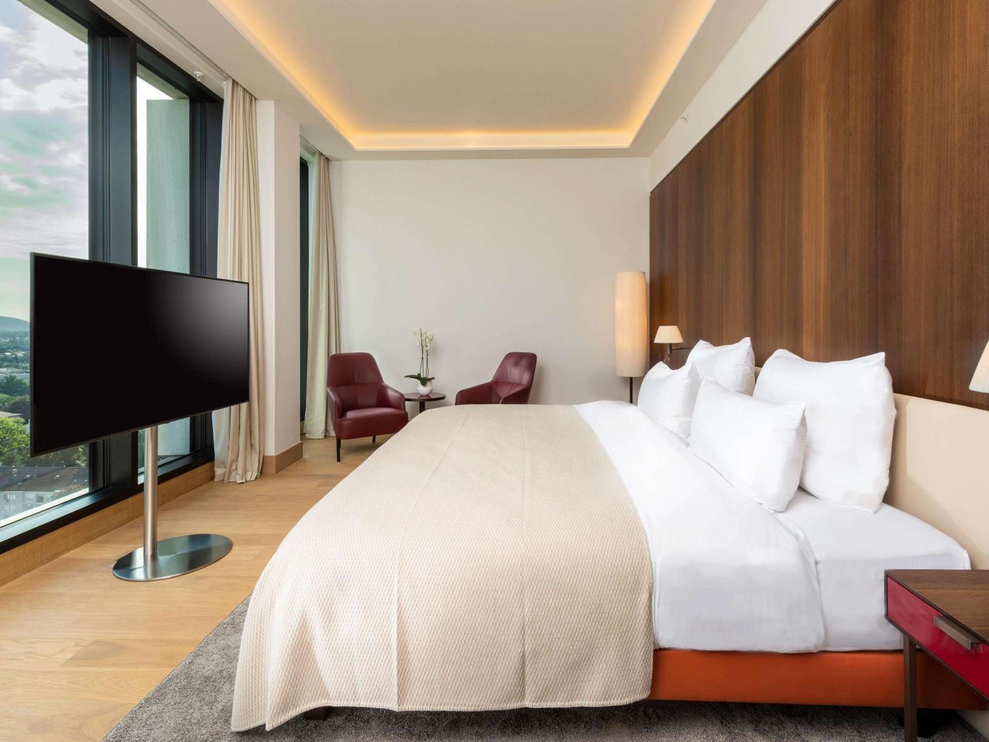 Moevenpick 4* Basel